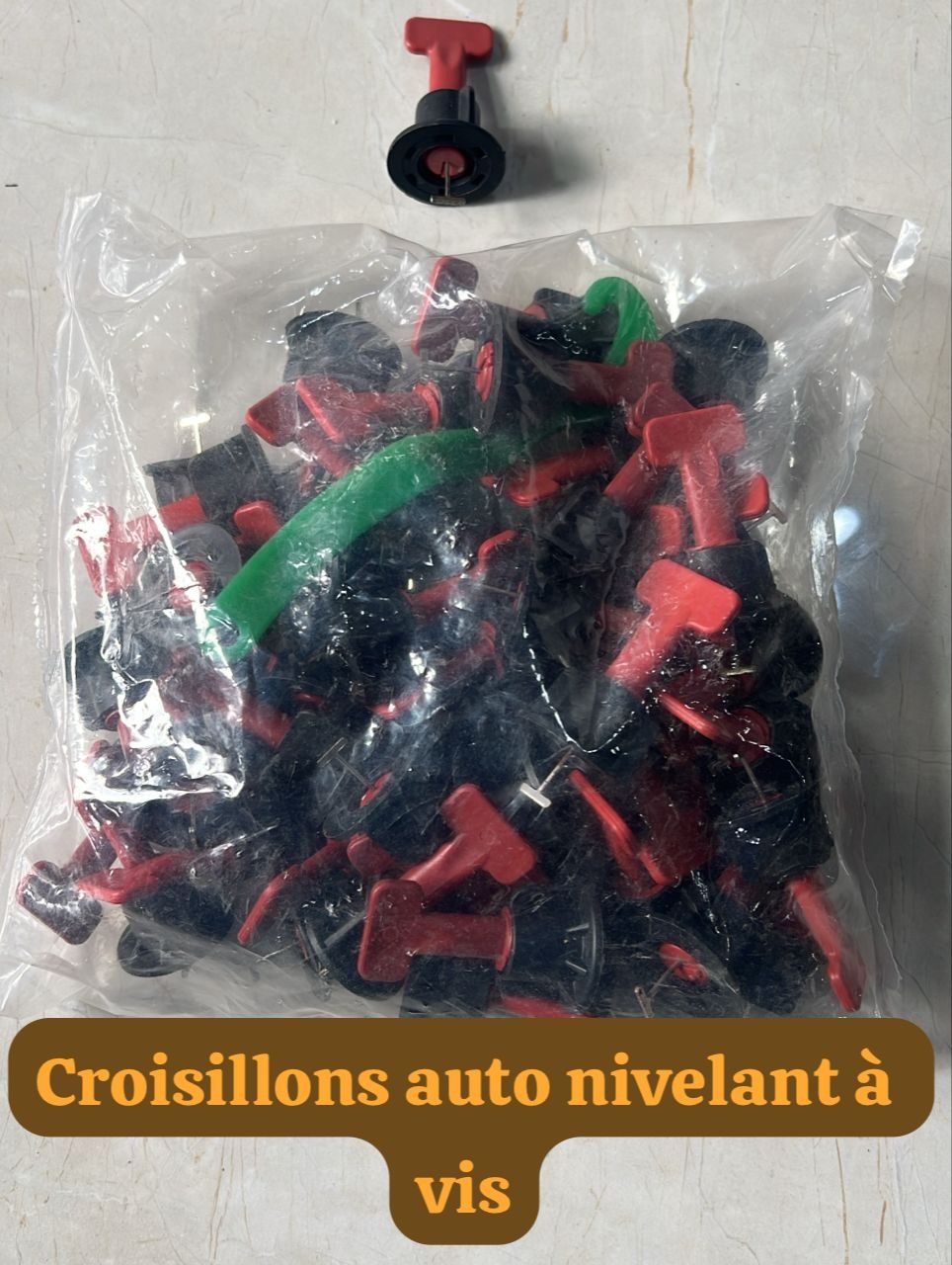 Croisillons auto nivelant à vis